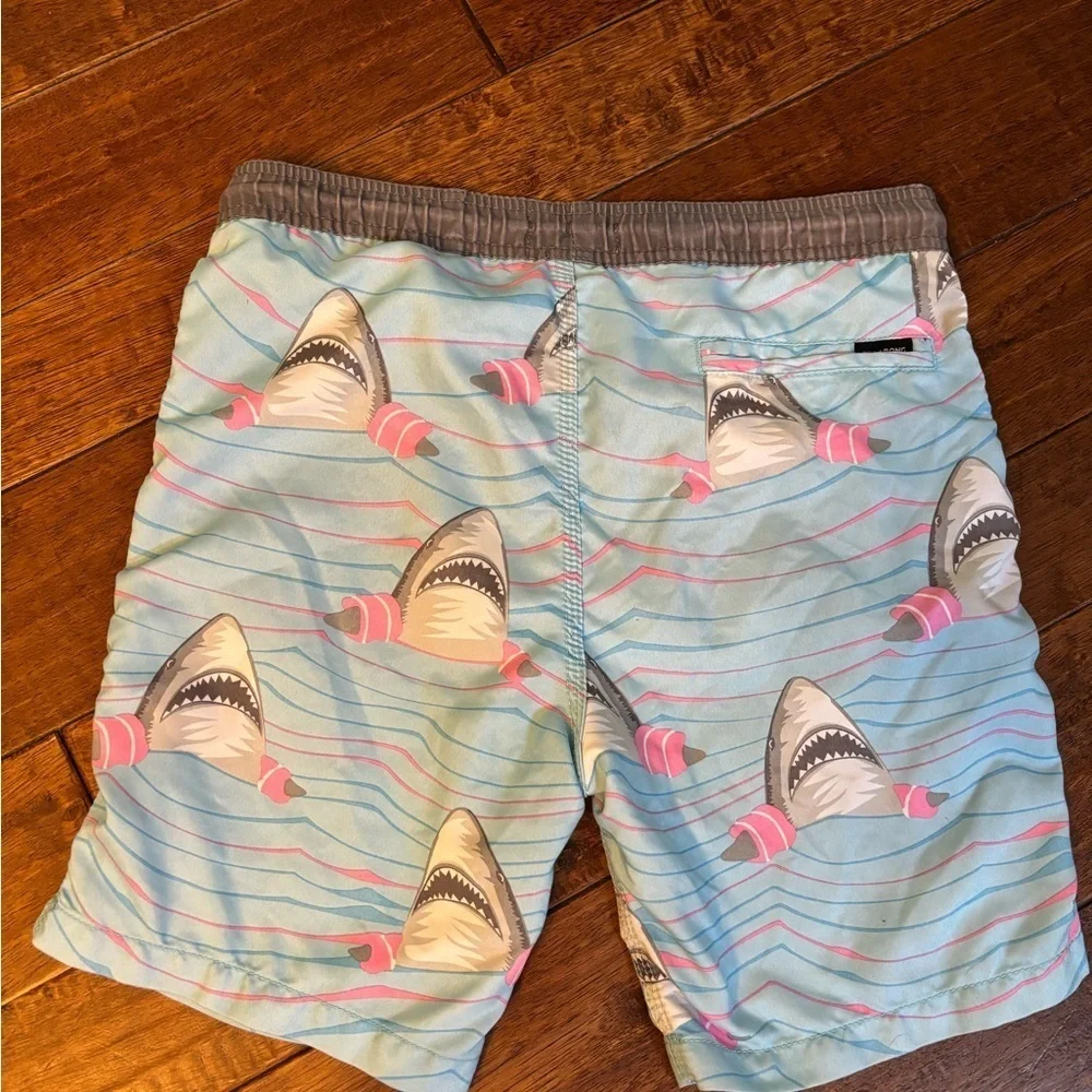 Billabong boys sz medium SHARK Print Swim Shorts